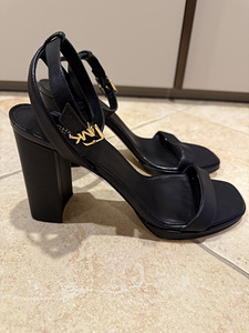 Босоножки Michael Kors кожаные, черные 40,5 размер (3 фото из 7)