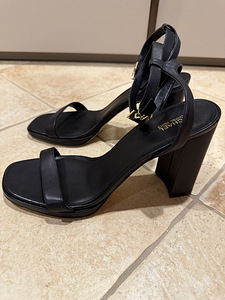 Босоножки Michael Kors кожаные, черные 40,5 размер (5 фото из 7)
