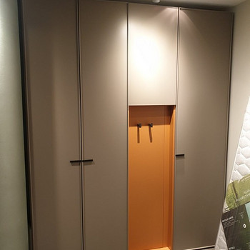 Garderoob/esiku kapp