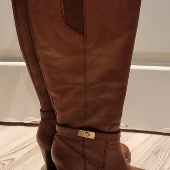 Кожаные сапоги Tommy Hilfiger, размер: 36