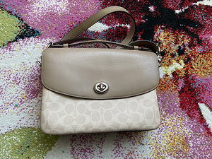 Сумка Coach (8 фото из 10)