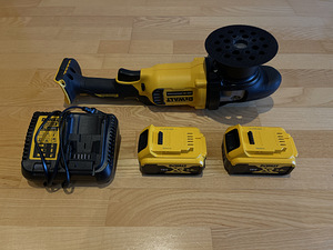 UUS Akupoleerija DeWALT DCM848N + 2x 5AH Akut + Akulaadija (1 foto / 4)