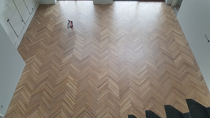 Puitpõranda tööd, parketi paigaldus, põranda lihvimine (1 foto / 8)
