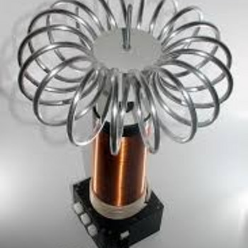 Tesla Show Coil ja rekvisiidid