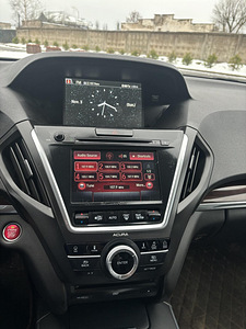 Acura MDX (1 фото из 12)