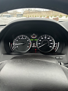 Acura MDX (2 фото из 12)