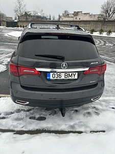 Acura MDX (5 фото из 12)