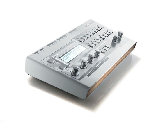 Access Virus TI Snow Desktop Synthesizer