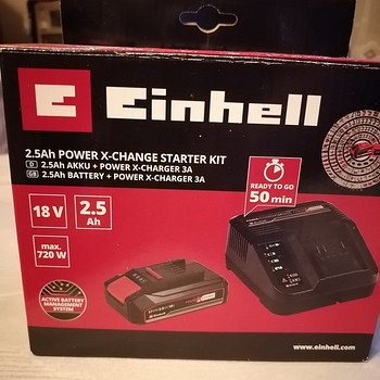 Набор Einhell аккумулятор + зарядное устройство 2,5 Ач