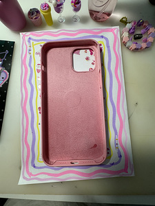 Чехлы на iPhone 12 Pro Max (6 фото из 8)