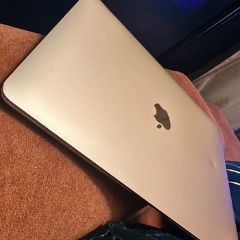 Macbook Air 2020 M1 256GB Gold
