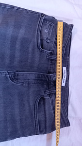 Джинсы для мальчиков Calvin Klein 164 (3 фото из 5)