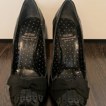 Lakknahast kingad Love Moschino suurus 37
