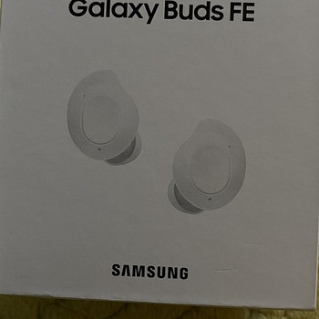 Samsung juhtmevabad kõrvaklapid