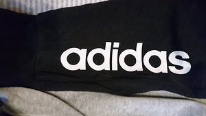 ADIDAS püksid suurus 152 (1 foto / 2)