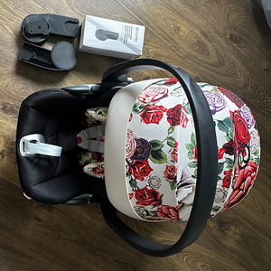 Cybex Cloud Z2 i-Size 45-87cm turvahäll, Spring Blosso (2 foto / 6)