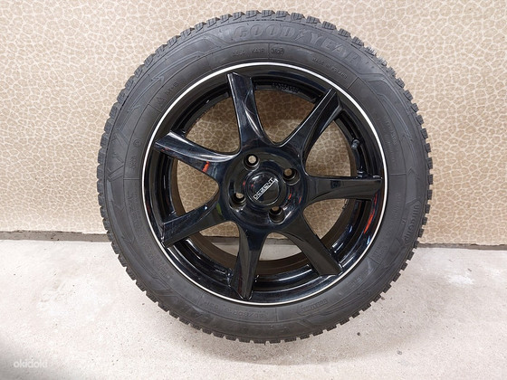 Зимние шины Goodyear Ultra Grip и диски Dezent 195/60/16