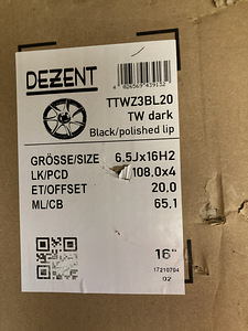 Зимние шины Goodyear Ultra Grip и диски Dezent 195/60/16 (4 фото из 4)