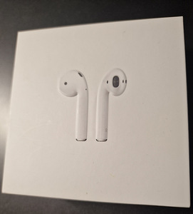AirPods ja 2 ümbrist kingituseks (5 foto / 9)