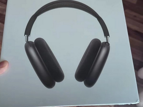 AirPods Max copy