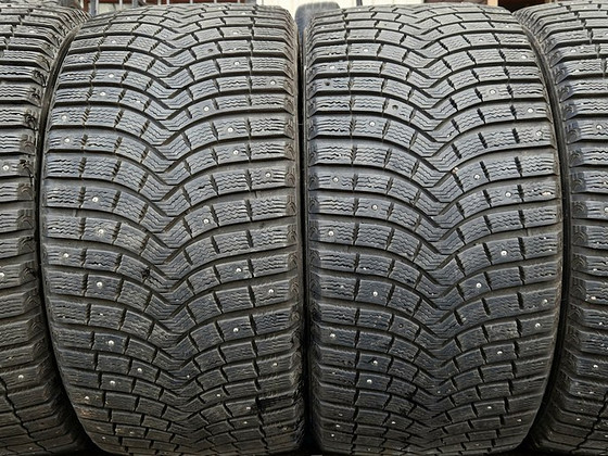 R21 Michelin 295/35/21 - 8мм - 99% шипы