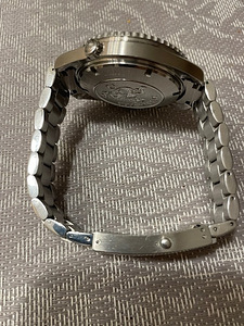 Часы Omega Seamaster Planet Ocean (3 фото из 10)