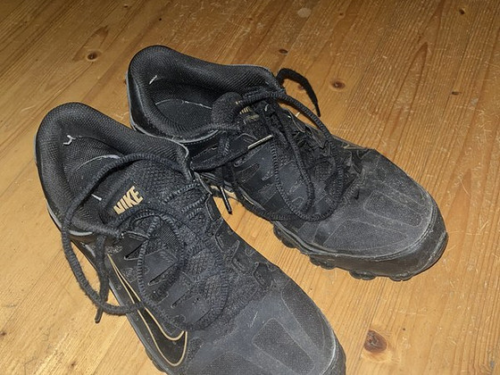 Кроссовки Nike 43