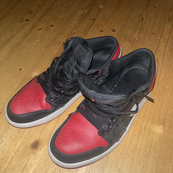 Кроссовки Nike 43