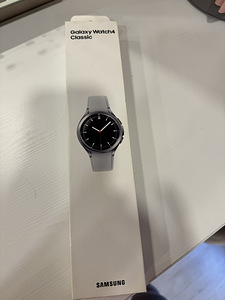 Samsung watch (1 foto / 3)