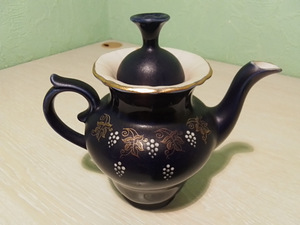 Чайный сервиз (2 фото из 6)