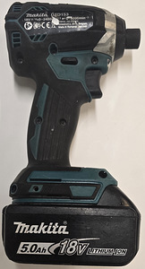 Аккумуляторная дрель-шуруповерт Makita DTD 153 + Аку 5,0Ач (2 фото из 6)