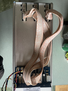 Antminer E3 Crypto Miner (3 foto / 4)