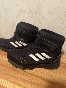 Сапоги Adidas р.39 (1 фото из 4)