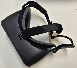 Виртуальные очки Samsung Gear VR Oculus + пульт + коробка (6 фото из 7)