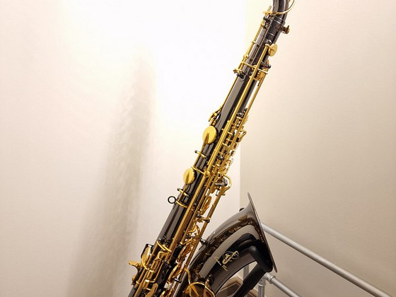 Black/Gold Tenor saxophone