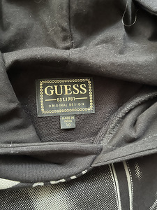 Guess (2 фото из 2)