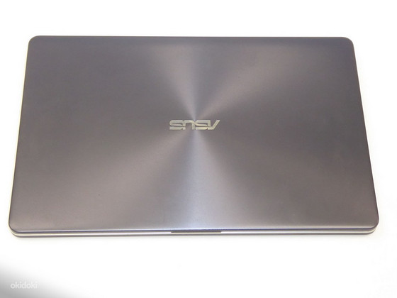 Ноутбук Asus A705U + Зарядка