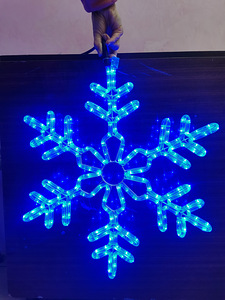 LED valgustus. Lumehelves/ LED освещение (снежинка) (1 фото из 4)