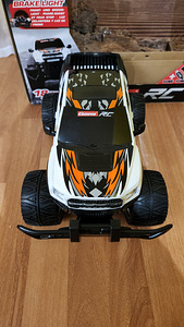 RC auto kaugjuhitav Carrera Ford F-150 Raptor (3 foto / 6)