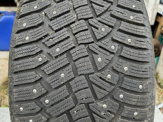1tk Continental IceContact 2 275/40/20