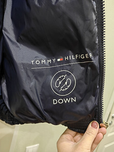 Sulejope XS Tommy Hilfiger (2 foto / 5)