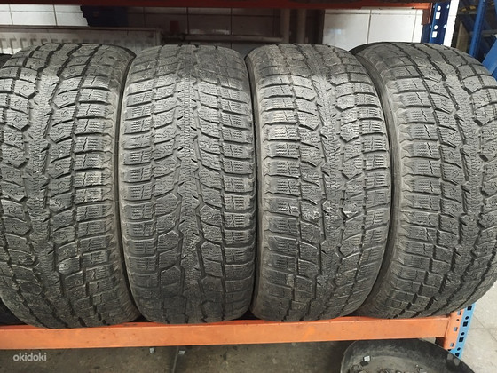 235 50 19 toyo