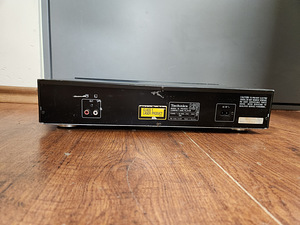 Technics SL-PG360A Compact Disc Player (2 foto / 2)