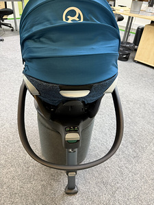 Cybex Cloud Z i-Size - Mountain Blue + cybex Isofix BASE Z (4 foto / 9)