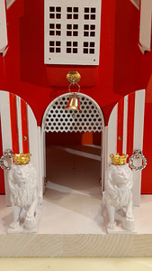 КОРМУШКИ ДЛЯ ПТИЦ (9 фото из 10)