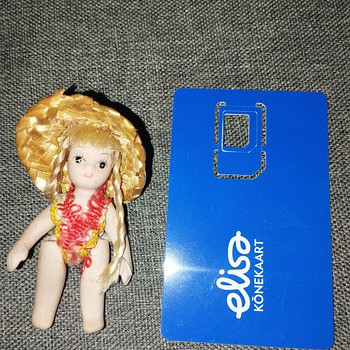 Mini keraamiline nukk