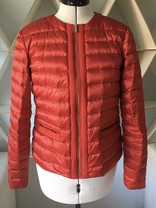 Massimo Dutti punane jope 38. (M) (1 foto / 5)