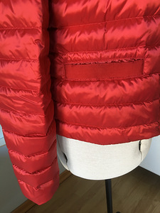 Massimo Dutti punane jope 38. (M) (3 foto / 5)