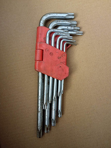 Набор из 9 шестигранных ключей Torx в форме звезды. Прочная (1 фото из 2)