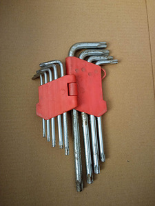 Набор из 9 шестигранных ключей Torx в форме звезды. Прочная (2 фото из 2)